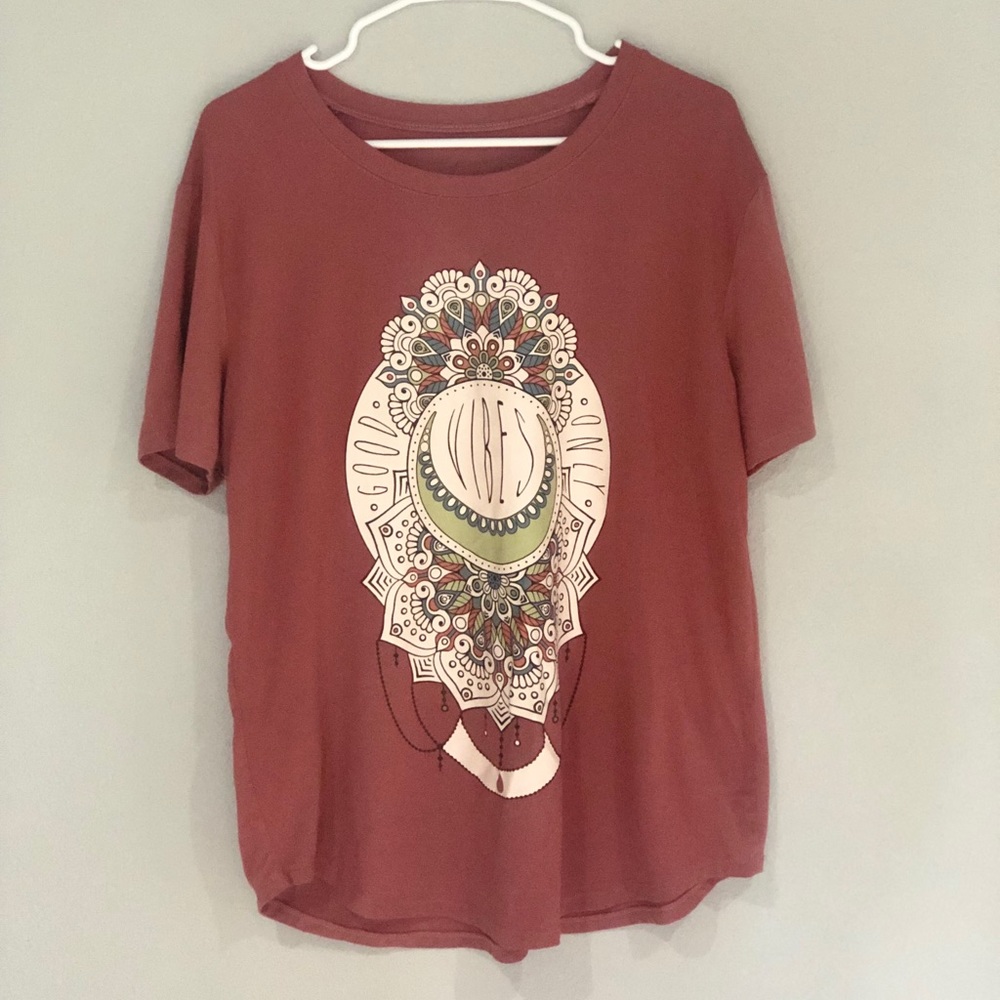 Good Vibes Only T-Shirt 💛🌿